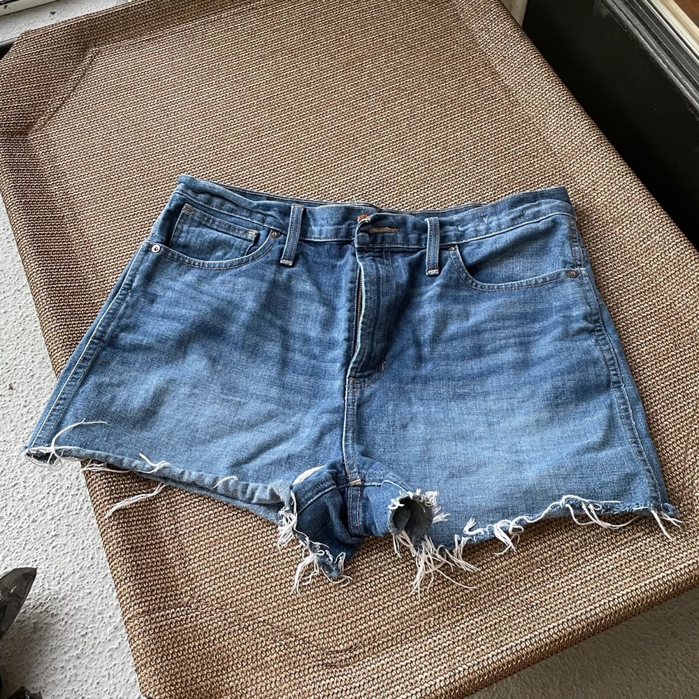 Madewell the perfect jean short size 31
